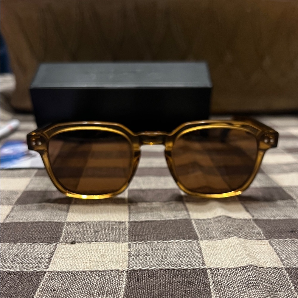 Stylish Amber Sunglasses